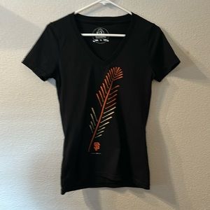 SustainU San Francisco Giants vneck size medium